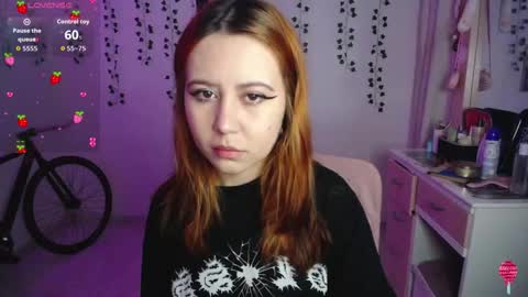 Snapshot of sunset_pienk chatting on October 2025 09:19:01 AM Sunset online show from October 2025 09:19:01 AM