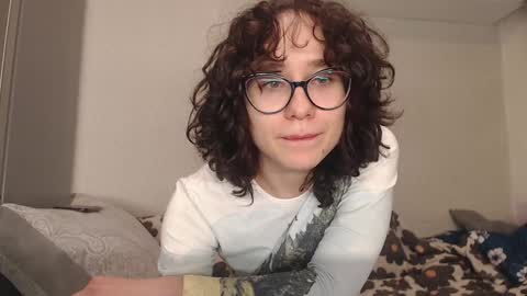 Snapshot of sunshinehella chatting on January 2025 11:34:01 AM Hella online show from January 2025 11:34:01 AM