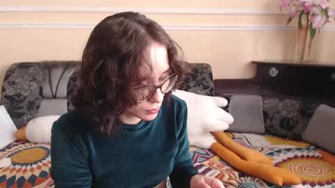 Snapshot of sunshinehella chatting on March 2025 09:24:02 AM Hella online show from March 2025 09:24:02 AM