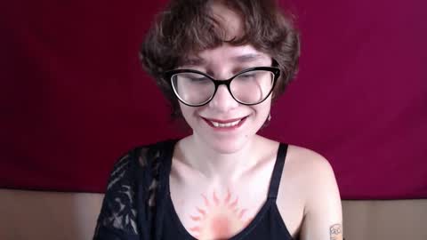 Snapshot of sunshinehella chatting on October 2025 06:47:02 AM Hella online show from October 2025 06:47:02 AM