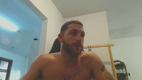 Snapshot of surfdog95 chatting on September 2025 08:09:02 PM surfdog95 online show from September 2025 08:09:02 PM