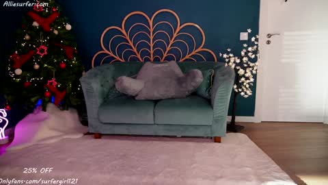Allie online show from December 2024 04:14:02 PM