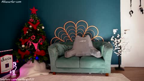 Allie online show from December 2024 02:42:01 PM