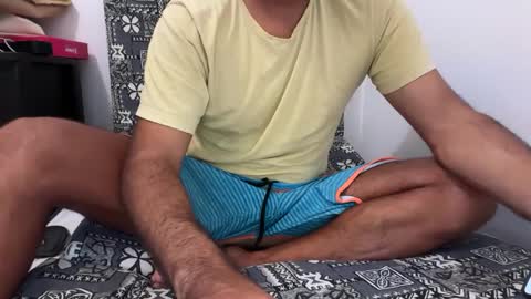 Snapshot of surftravel chatting on October 2025 10:34:02 AM surftravel online show from October 2025 10:34:02 AM