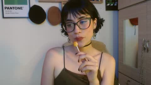 Snapshot of susana_w chatting on October 2025 09:50:02 PM susana_w online show from October 2025 09:50:02 PM