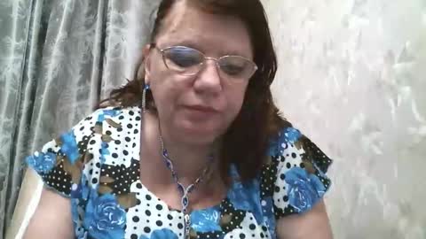 Snapshot of susanaahsun chatting on October 2025 10:51:01 AM SusanaAhSun online show from October 2025 10:51:01 AM