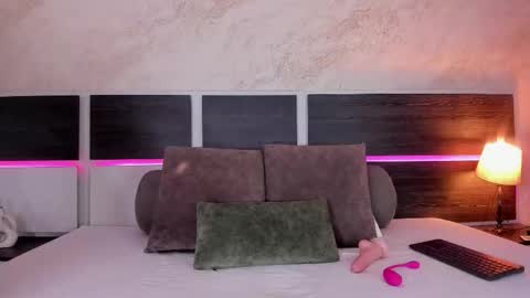 Snapshot of susanna_cute chatting on November 2025 12:38:01 PM susanna_cute online show from November 2025 12:38:01 PM