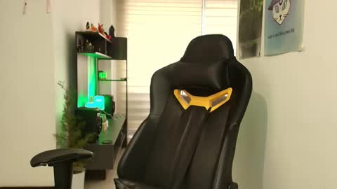 Susan Rhodes online show from November 2025 12:28:01 PM