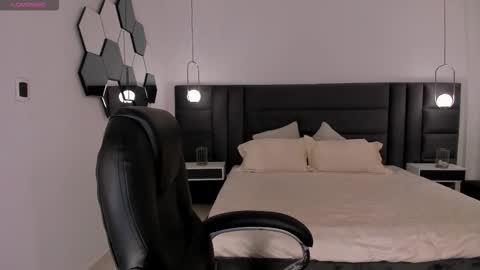 Sussan online show from October 2025 09:53:02 AM