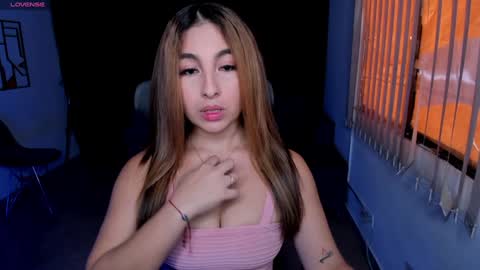 Susy online show from December 2024 07:59:02 PM