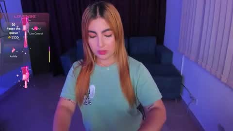 Susy online show from October 2025 04:13:01 AM