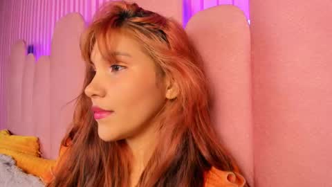 Susy Gonzalez online show from November 2025 12:15:01 PM