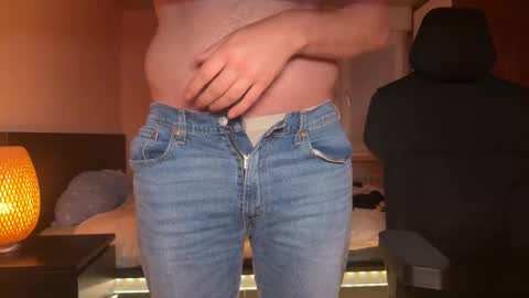 Snapshot of sutlac90 chatting on November 2025 05:25:02 PM sutlac90 online show from November 2025 05:25:02 PM