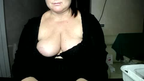Curvy Charm online show from December 2024 08:02:02 PM