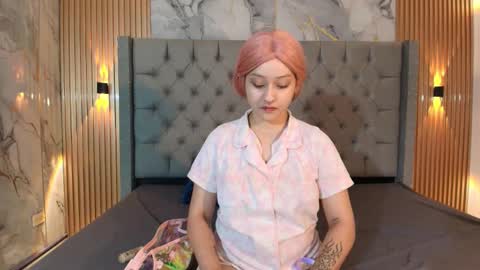 Snapshot of suxan_white chatting on October 2025 11:41:02 AM suxan_white online show from October 2025 11:41:02 AM