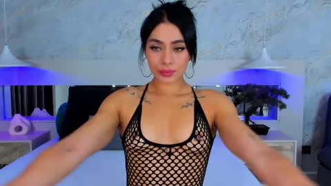 Susan  online show from October 2025 09:12:02 PM