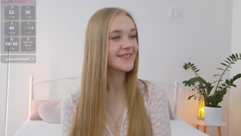 Snapshot of suzipons chatting on October 2025 01:34:01 PM Suzi online show from October 2025 01:34:01 PM