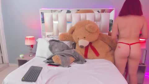 Snapshot of svet_lanasex chatting on October 2025 02:37:02 PM svet_lanasex online show from October 2025 02:37:02 PM
