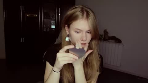 Eva online show from November 2025 05:21:02 AM