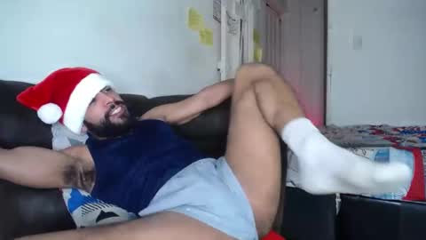 Snapshot of sweatyhairypig1 chatting on December 2024 02:09:02 AM joel bliss online show from December 2024 02:09:02 AM