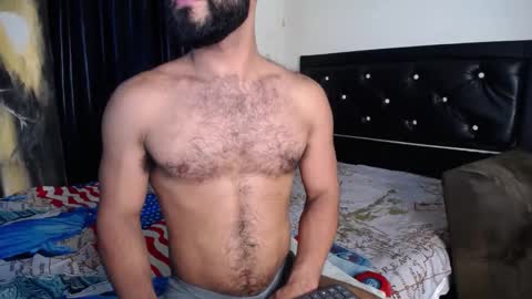 Snapshot of sweatyhairypig1 chatting on January 2025 10:06:01 PM joel bliss online show from January 2025 10:06:01 PM