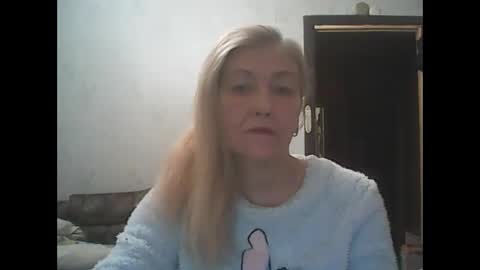 Snapshot of sweet4blonde609 chatting on February 2025 07:04:02 AM sweet4blonde609 online show from February 2025 07:04:02 AM
