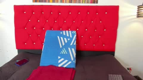 Carolina online show from October 2025 02:40:01 PM