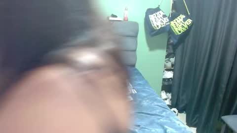 Nikol online show from February 2025 05:37:02 PM