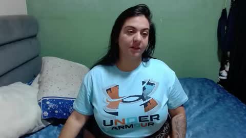 Nikol online show from October 2025 02:41:02 PM