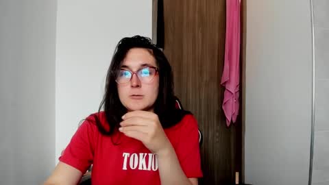 sweet__suck69bitch online show from December 2024 08:00:01 PM