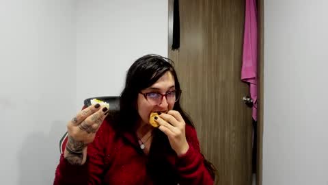 sweet__suck69bitch online show from December 2024 01:58:02 AM