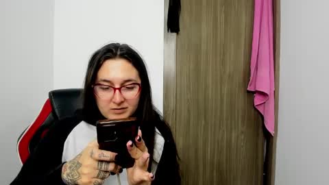 sweet__suck69bitch online show from December 2024 02:55:02 AM
