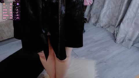 sweet__thang online show from September 2025 01:53:02 AM