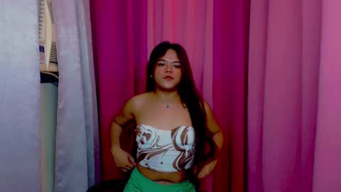 Snapshot of sweet_ahrii chatting on February 2025 05:56:02 AM CLEO online show from February 2025 05:56:02 AM