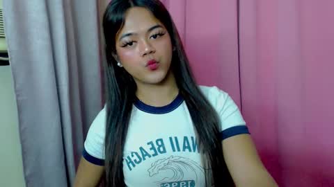 Snapshot of sweet_ahrii chatting on February 2025 12:03:02 PM CLEO online show from February 2025 12:03:02 PM
