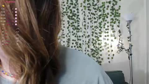 Snapshot of sweet_and_flirt chatting on November 2025 07:10:02 AM Alice online show from November 2025 07:10:02 AM