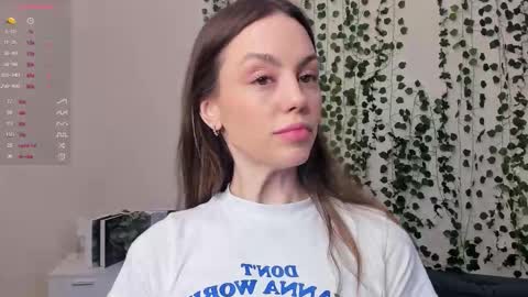 Snapshot of sweet_and_flirt chatting on November 2025 06:44:01 AM Alice online show from November 2025 06:44:01 AM