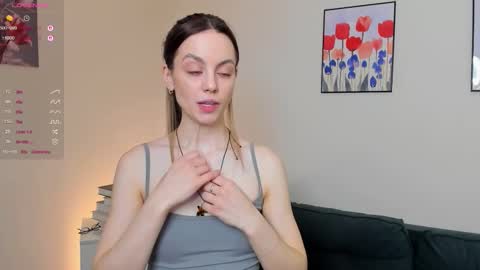 Snapshot of sweet_and_flirt chatting on December 2025 07:03:02 AM Alice online show from December 2025 07:03:02 AM