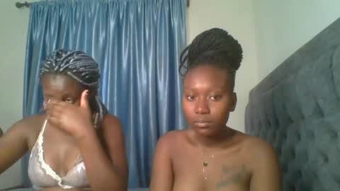 Snapshot of sweet_camila5 chatting on October 2025 05:09:02 AM Camila online show from October 2025 05:09:02 AM