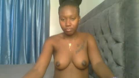 Snapshot of sweet_camila5 chatting on November 2025 05:42:02 AM Camila online show from November 2025 05:42:02 AM