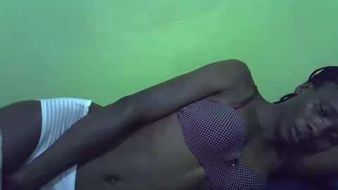 Snapshot of sweet_candie01 chatting on October 2025 11:40:01 AM sweet_candie01 online show from October 2025 11:40:01 AM