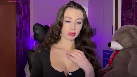 Sweet Cherry online show from November 2025 01:15:02 PM