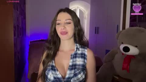 Sweet Cherry online show from September 2025 03:36:01 PM