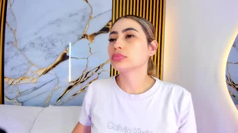 Snapshot of sweet_flame_ chatting on September 2025 07:40:02 PM sweet_flame_ online show from September 2025 07:40:02 PM