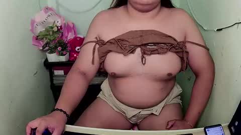 Snapshot of sweet_frex123 chatting on October 2025 03:53:01 PM sweet_frex123 online show from October 2025 03:53:01 PM