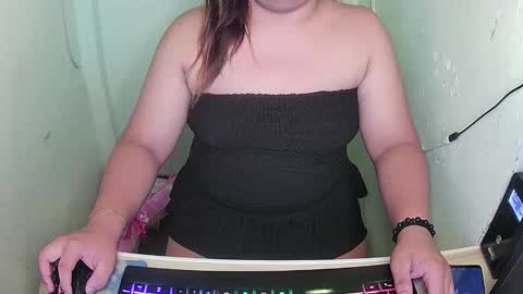 Snapshot of sweet_frex123 chatting on November 2025 03:02:01 PM sweet_frex123 online show from November 2025 03:02:01 PM