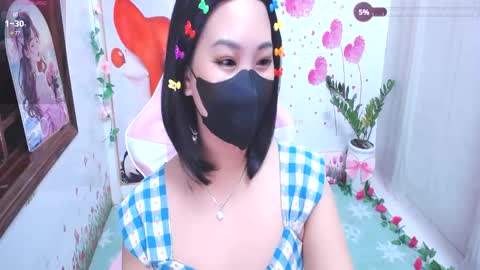 Lily online show from September 2025 05:48:01 PM