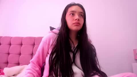 Snapshot of sweet_miiaa chatting on February 2025 02:10:01 PM Mia Johns online show from February 2025 02:10:01 PM