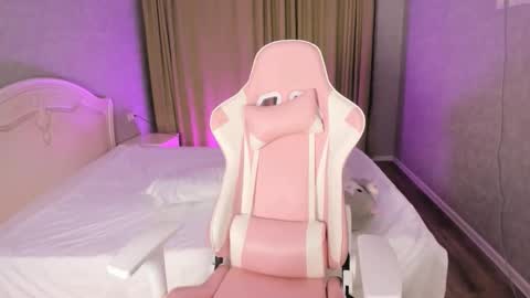 Snapshot of sweet_mikasa chatting on November 2025 12:28:01 PM Mikasa online show from November 2025 12:28:01 PM