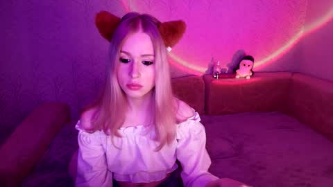 Snapshot of sweet_mol1y chatting on October 2025 03:19:01 AM sweet_mol1y online show from October 2025 03:19:01 AM